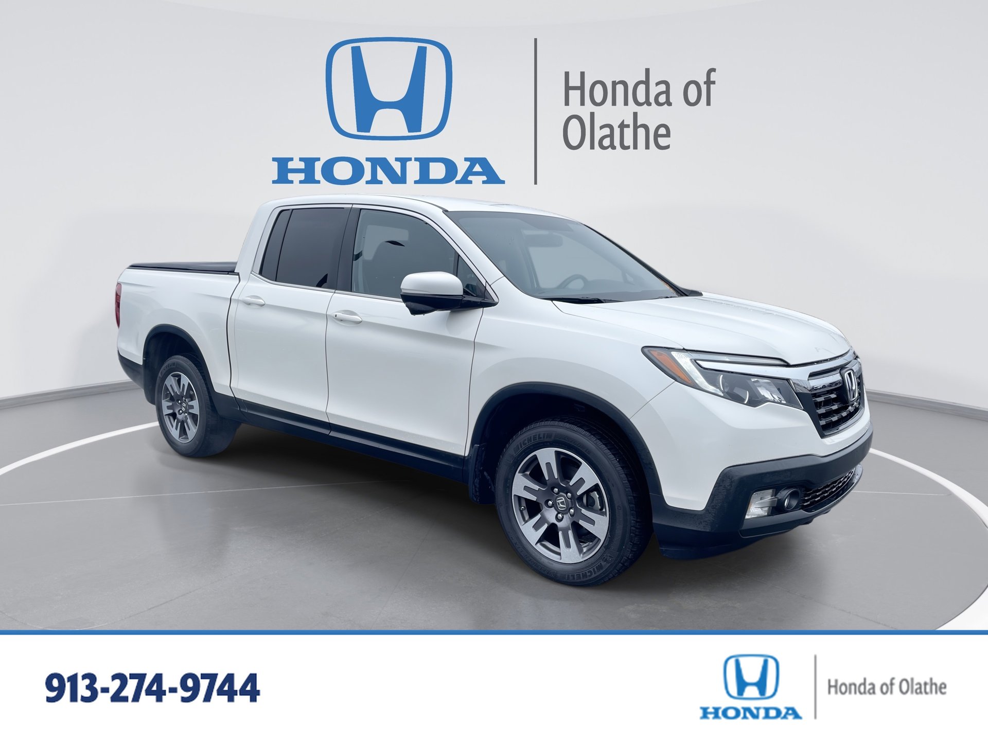 2017 Honda Ridgeline RTL-T's photo