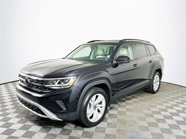 2022 Volkswagen Atlas 3.6L V6 SE w/Technology