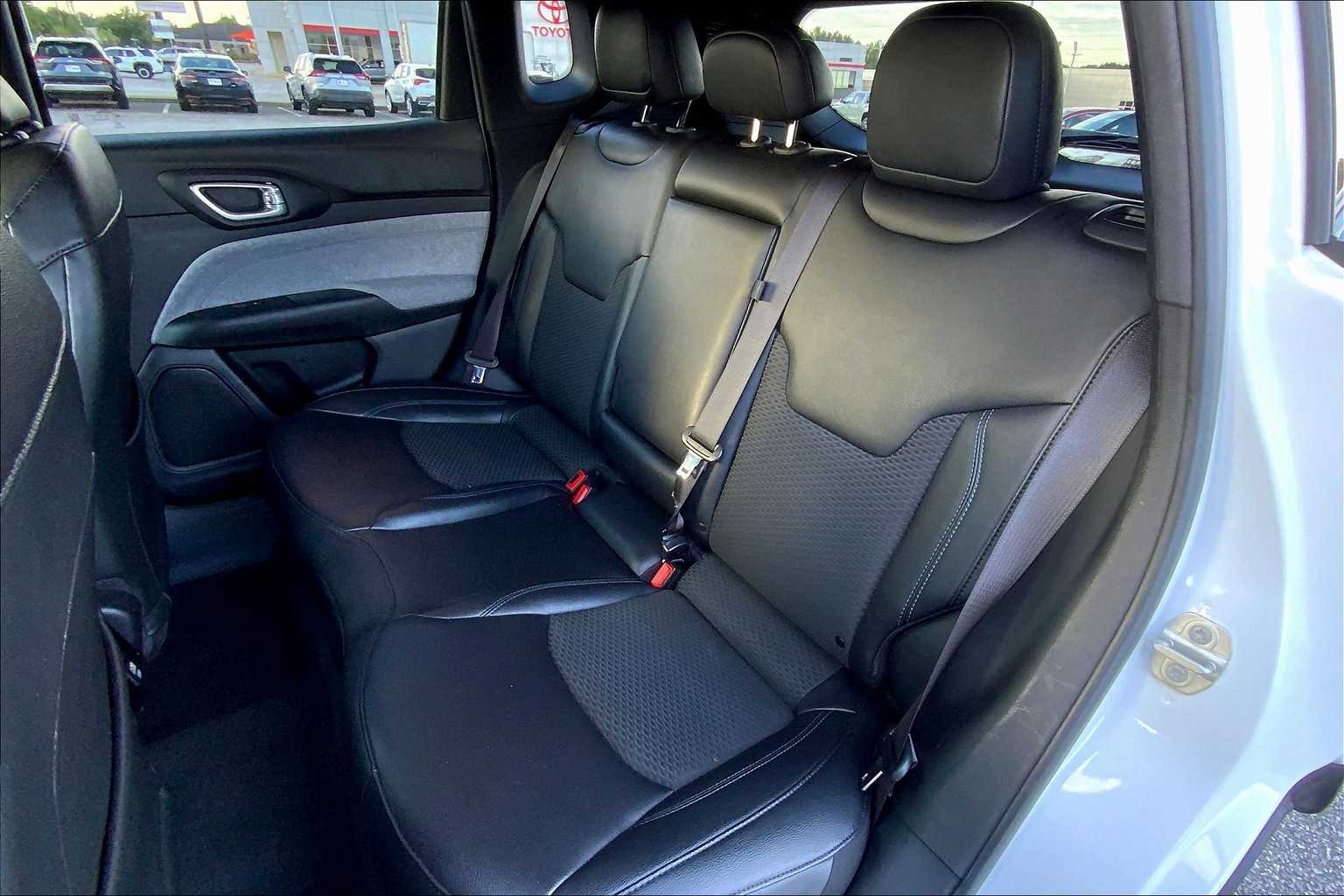 2024 Jeep Compass Latitude photo 19
