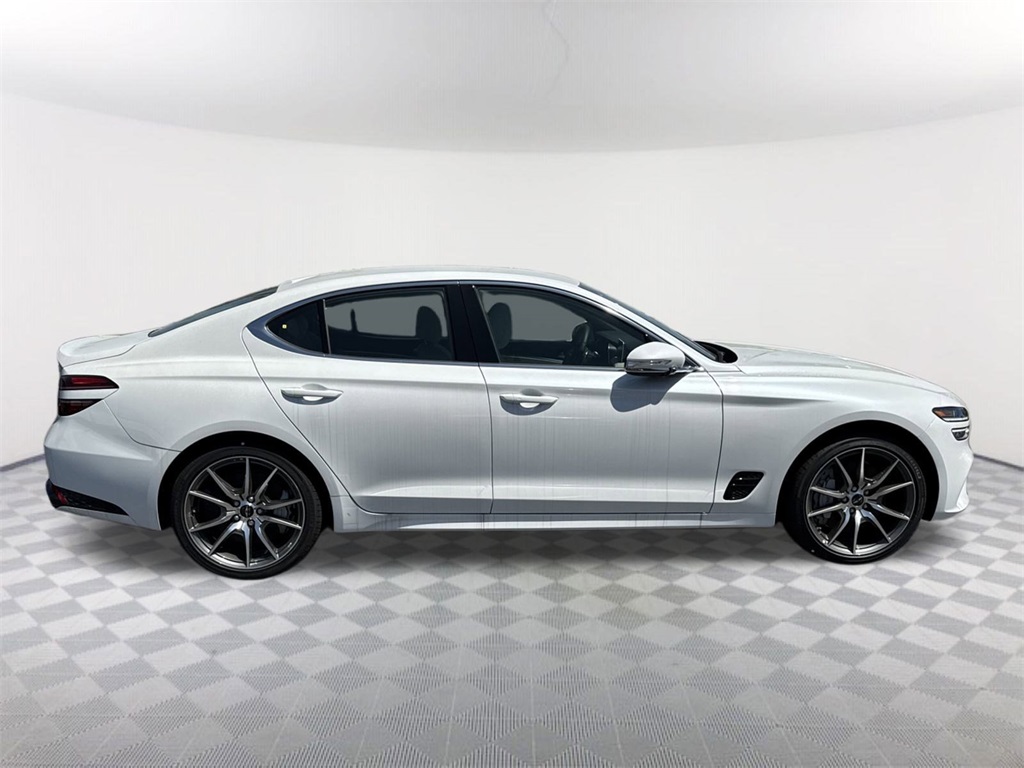 2025 Genesis G70 2.5T photo 4