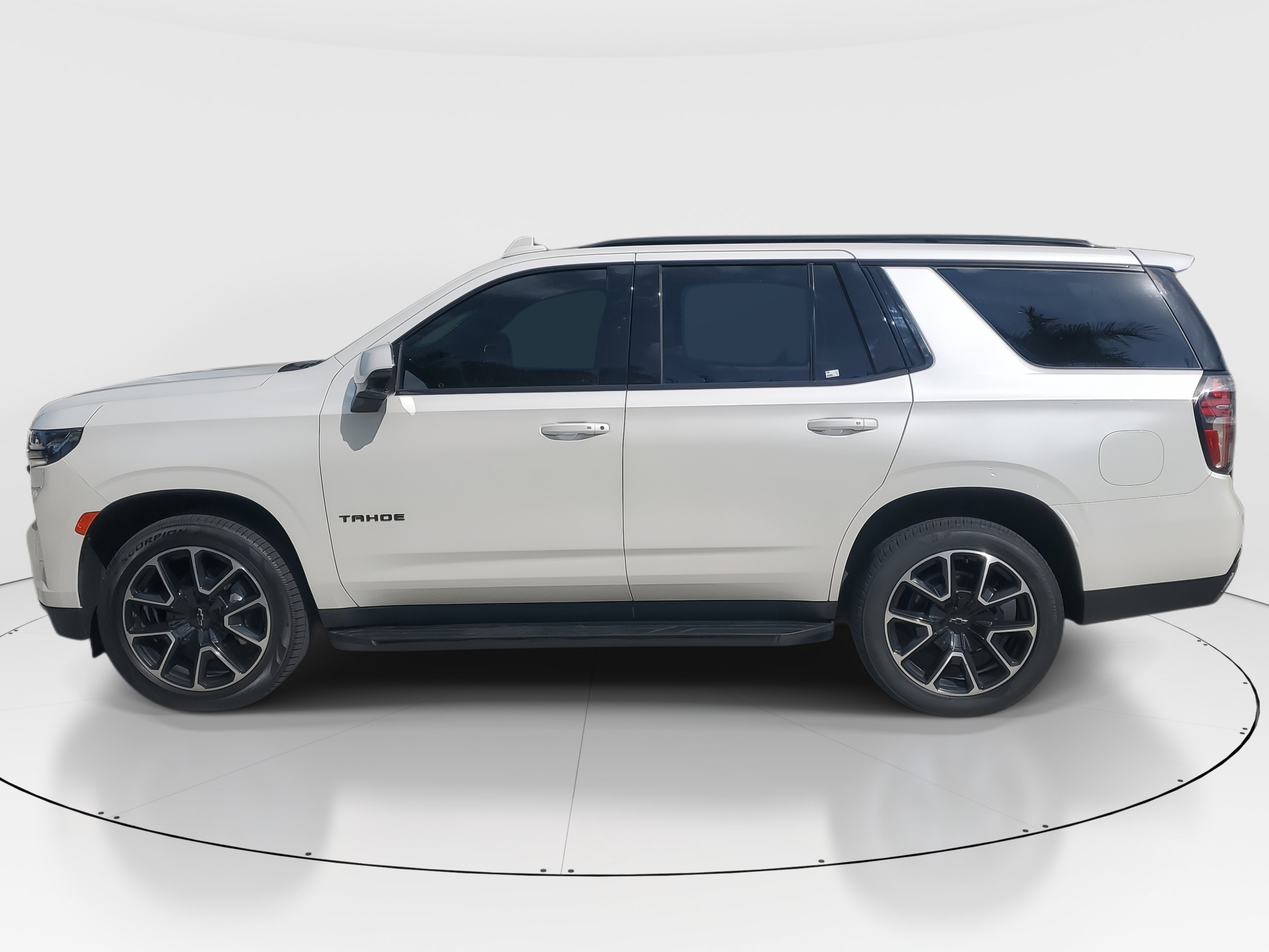 2023 Chevrolet Tahoe RST photo 4