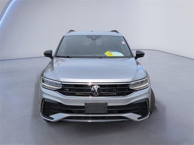 2024 Volkswagen Tiguan SE R-Line Black photo 10