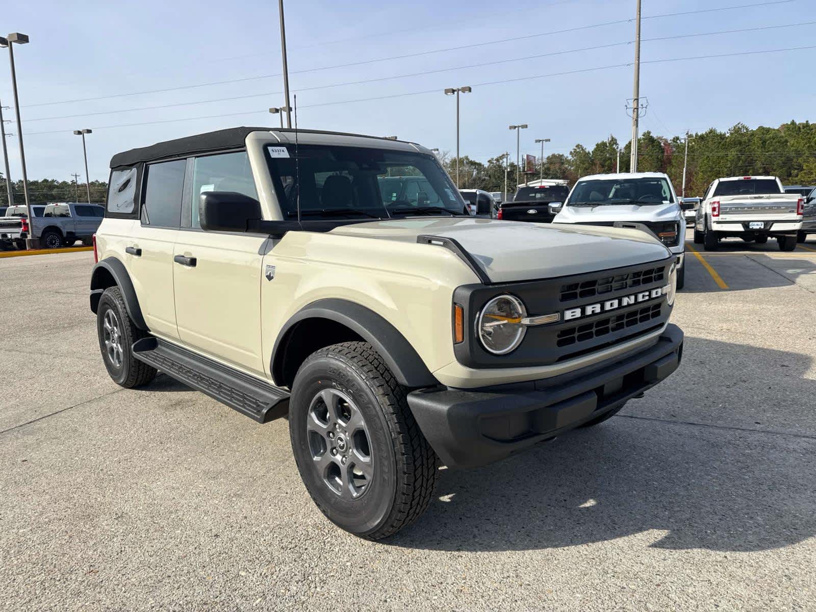 2025 Ford Bronco 4-Door Big Bend's photo