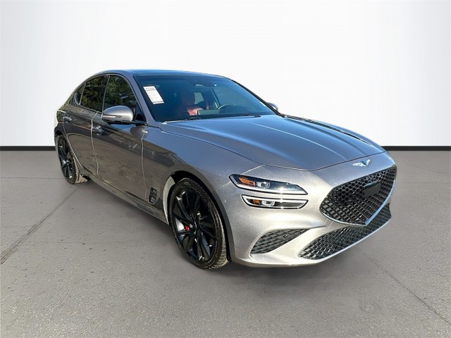 2023 GENESIS G70 Standard's photo