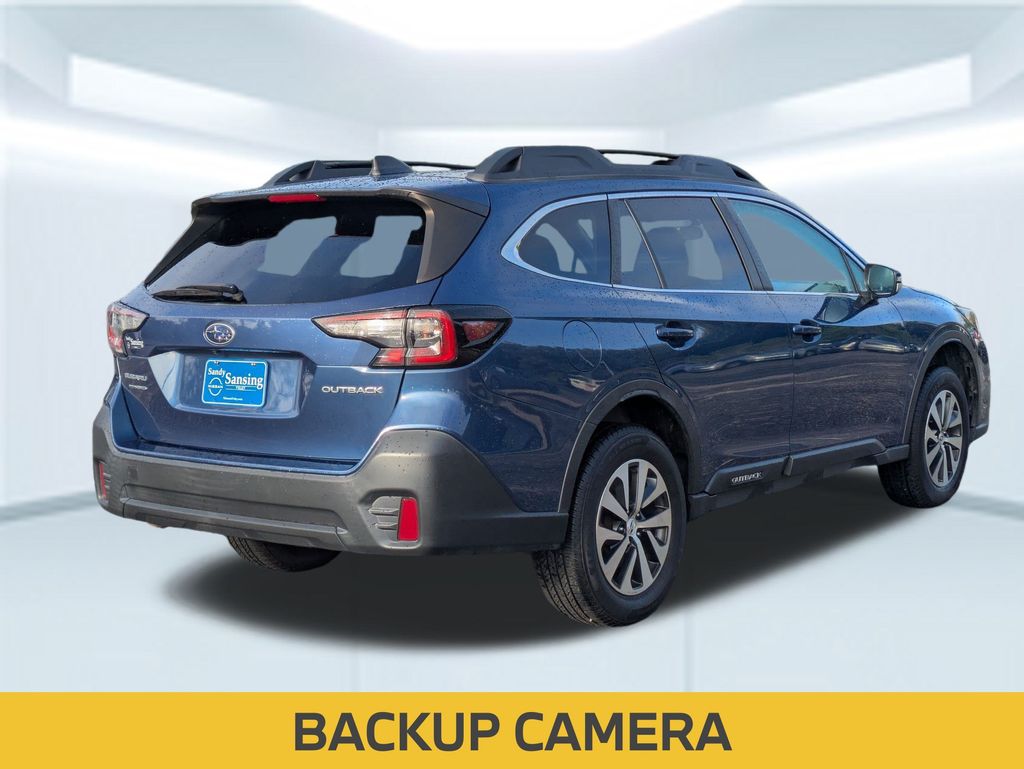 2022 Subaru Outback Premium photo 2