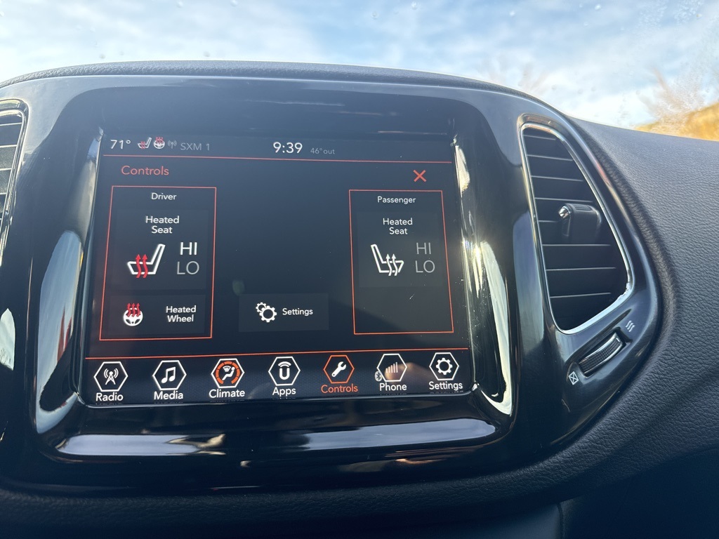 2017 Jeep Compass Limited photo 3