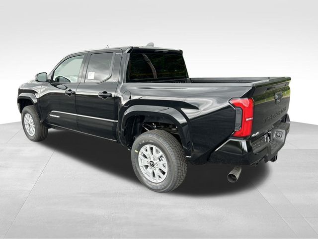 2025 Toyota Tacoma SR5 4x4 Double Cab photo 3