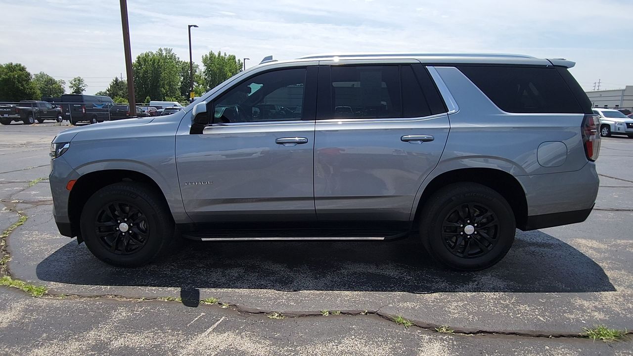 2023 Chevrolet Tahoe LT photo 3