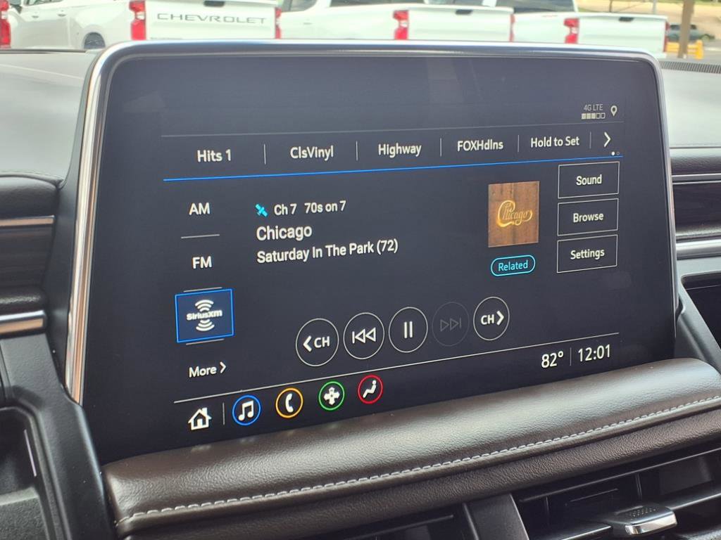 2021 Chevrolet Suburban Z71 photo 4
