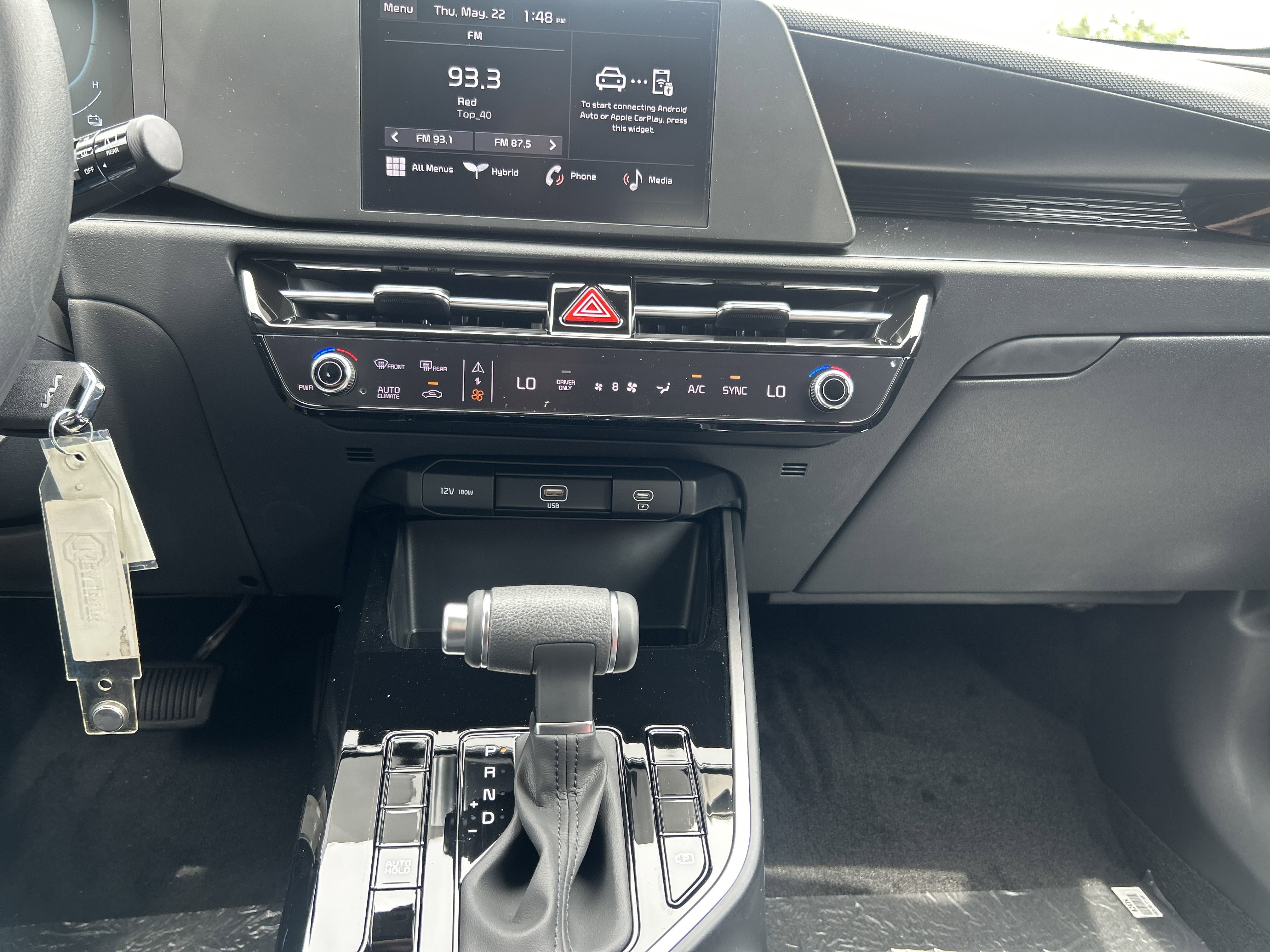 2025 Kia Niro LX photo 8