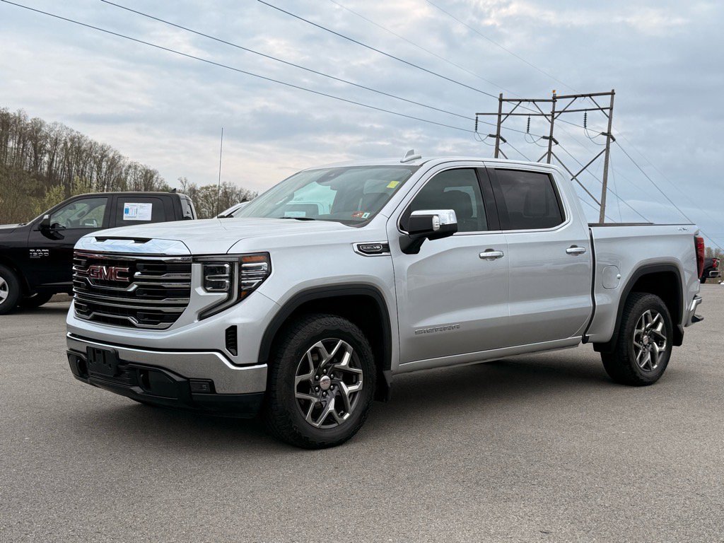 2022 GMC Sierra 1500 SLT's photo
