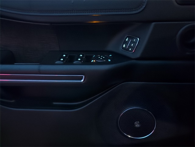 2019 Ford Expedition MAX Limited photo 19