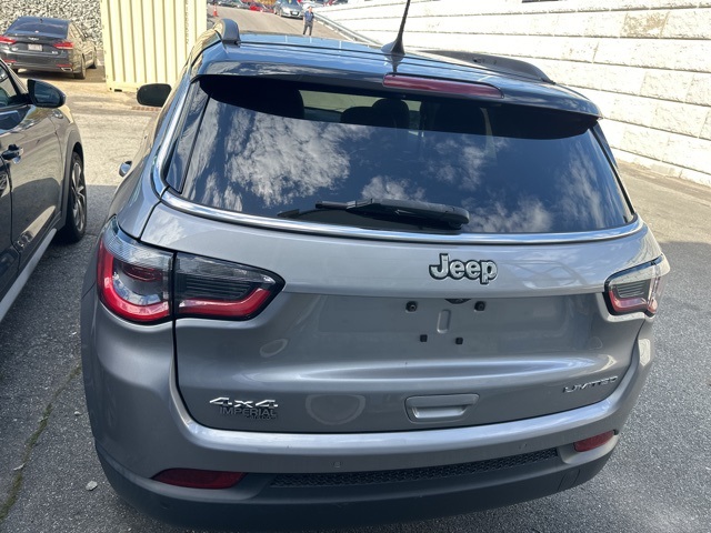 2018 Jeep Compass Limited photo 2