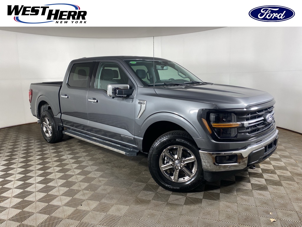 2025 Ford F-150 XLT's photo