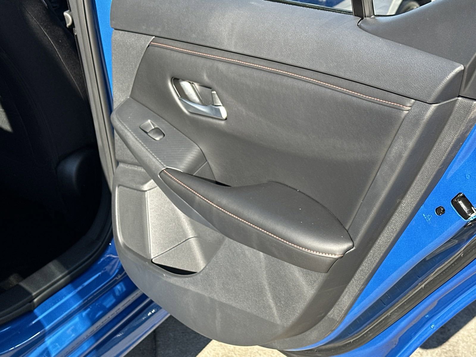 2025 Nissan Sentra SR photo 17