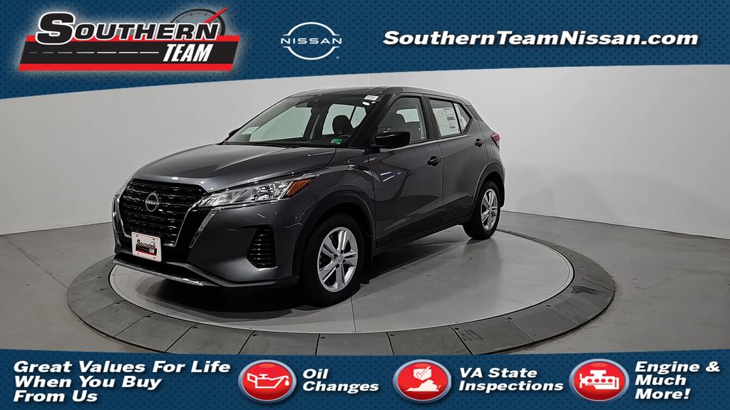2025 Nissan KICKS PLAY Base's photo