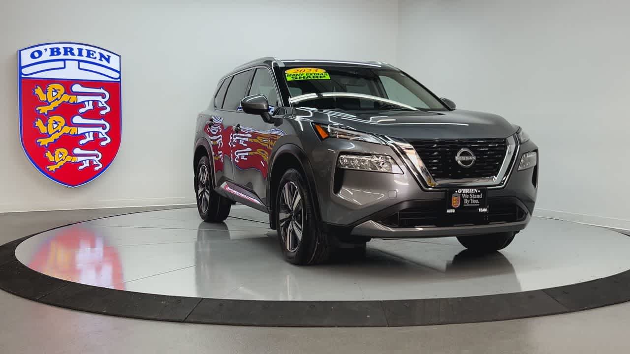 2023 Nissan Rogue SL photo 2