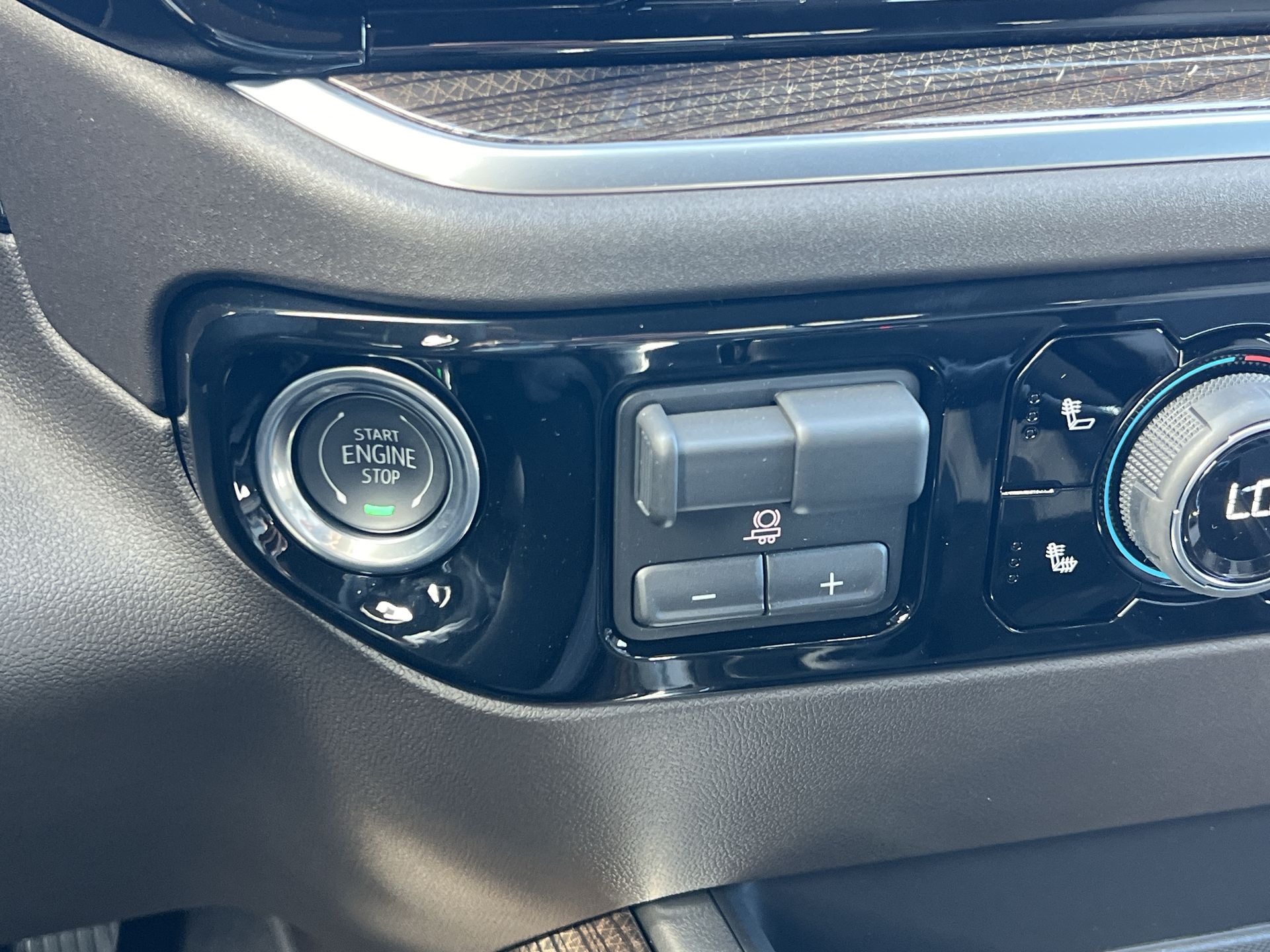 2026 Chevrolet Silverado 1500 LT photo 14