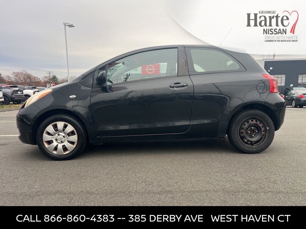 2007 Toyota Yaris Base photo 2