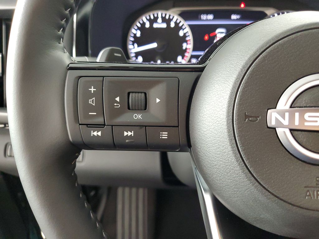 2025 Nissan Pathfinder SL photo 22