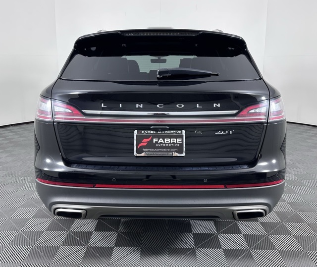 2019 Lincoln Nautilus Reserve photo 3