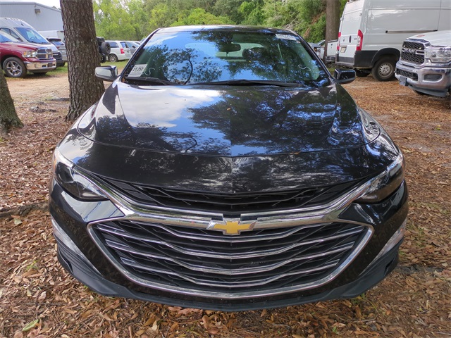 2023 Chevrolet Malibu 1LT photo 2