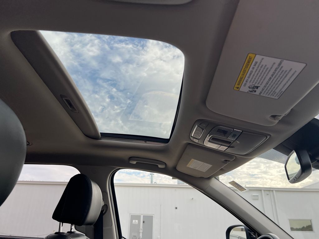 2022 Kia Telluride EX photo 18
