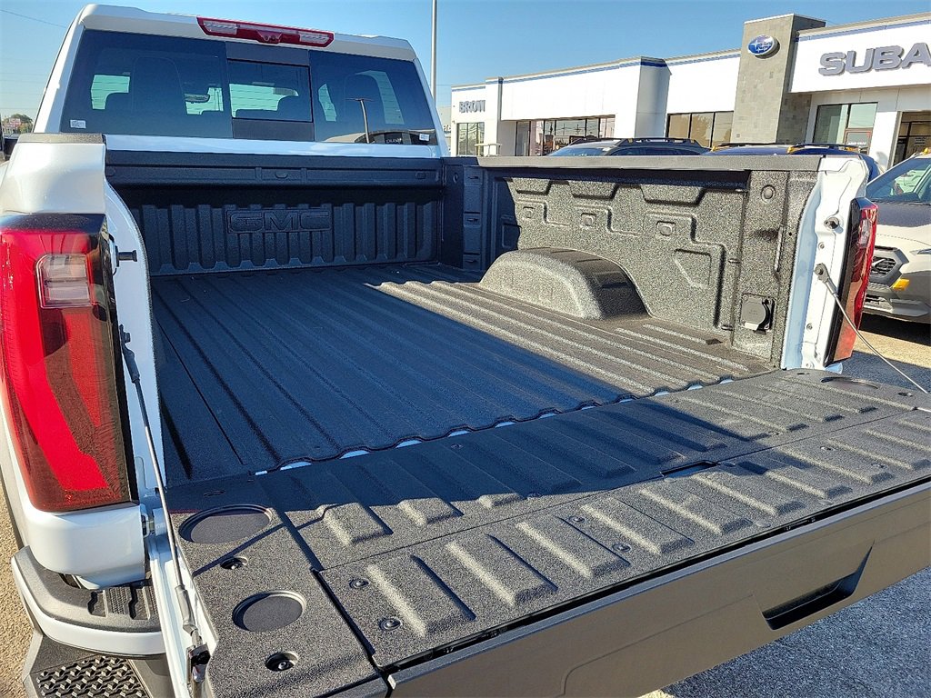 2026 Gmc Sierra 2500 HD Denali Ultimate photo 15