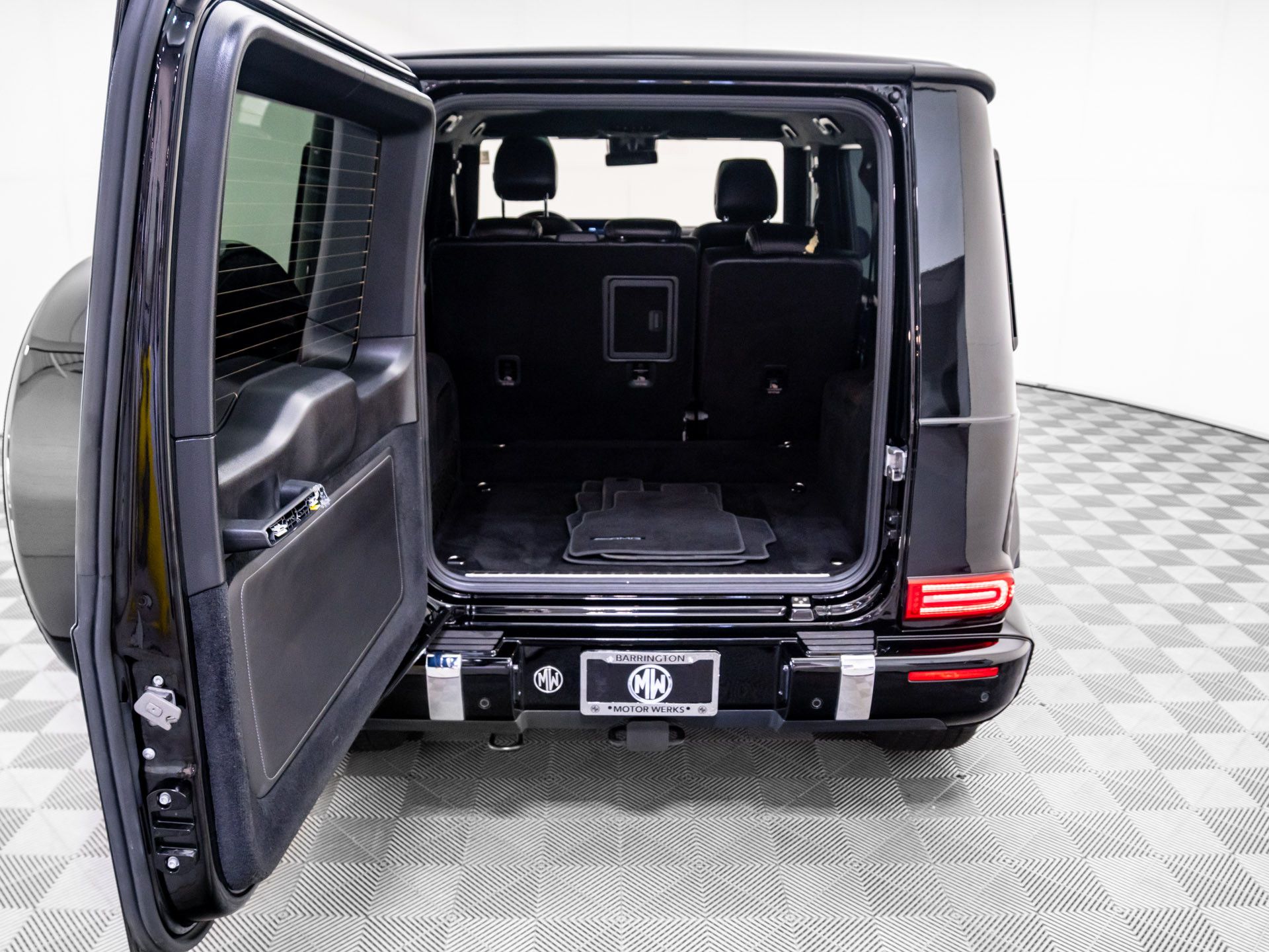 2023 Mercedes Benz G 550 photo 28