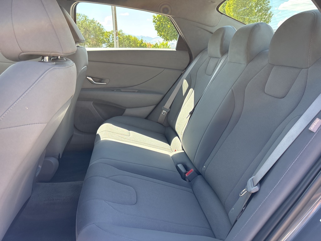 2024 Hyundai Elantra SE photo 15