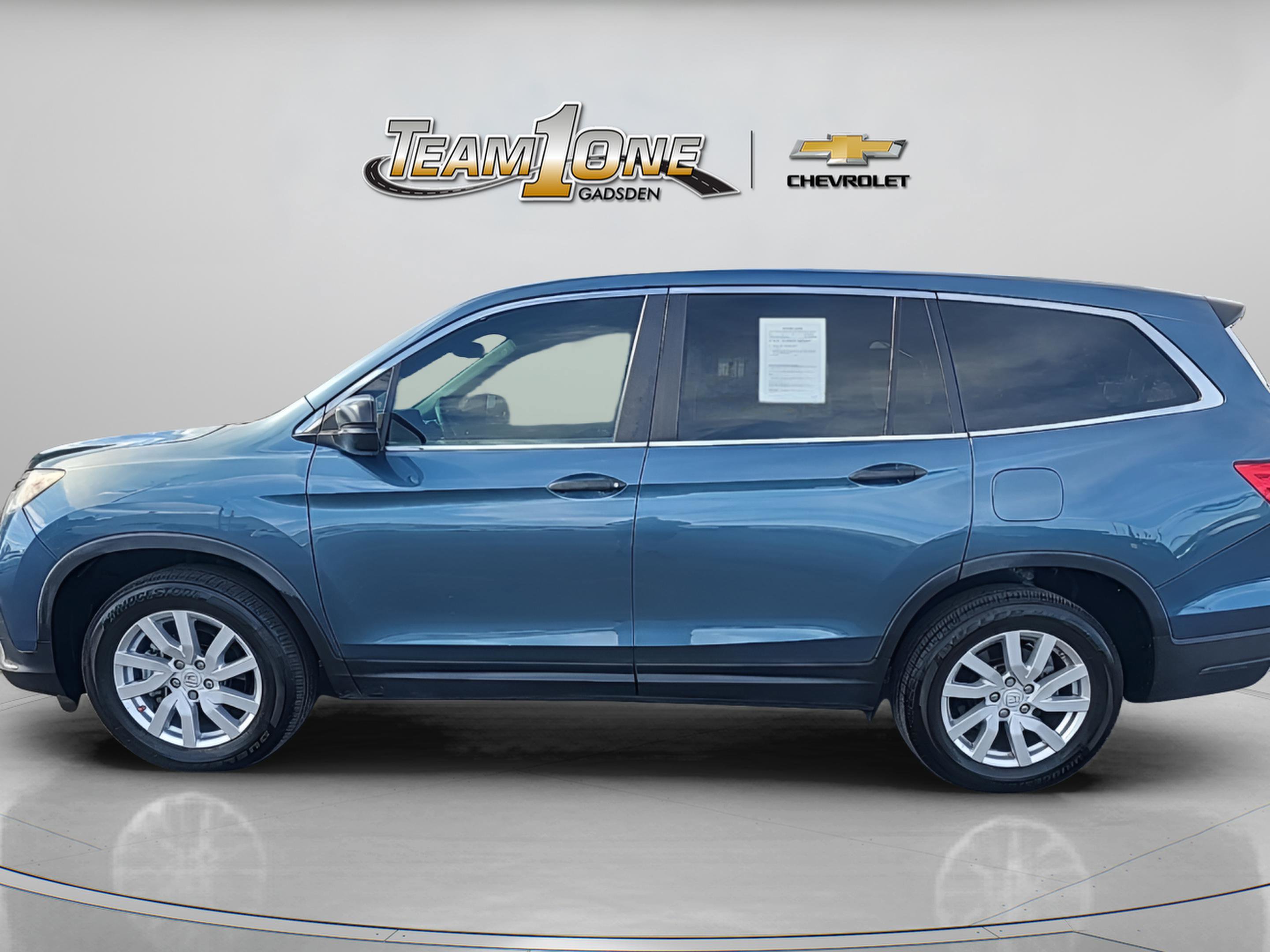 2019 Honda Pilot LX photo 4