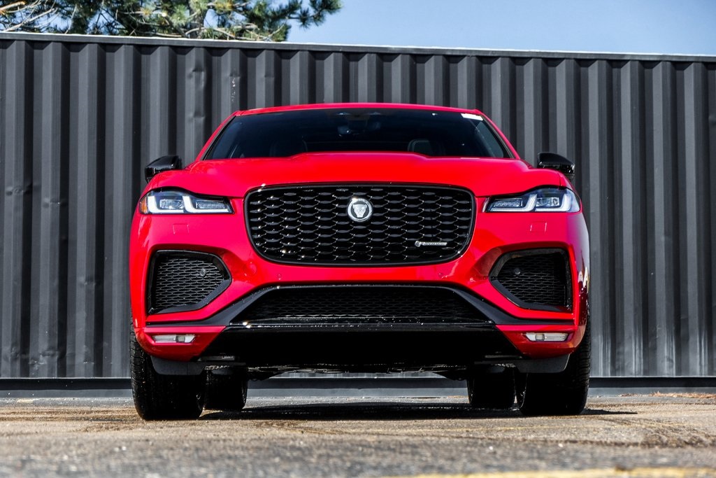 2025 Jaguar F-PACE P400 R-Dynamic S photo 5