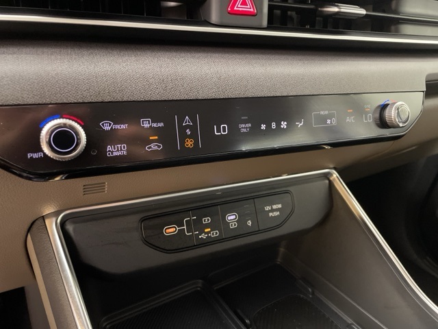 2026 Kia Carnival EX photo 31