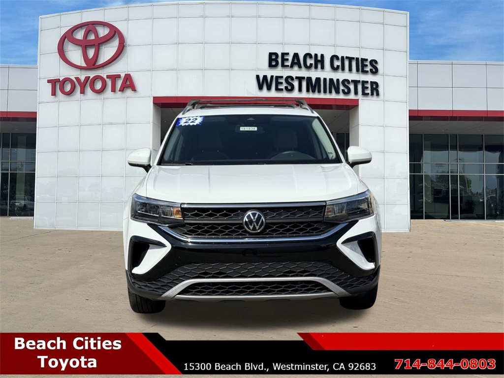 2022 Volkswagen Taos SE photo 4