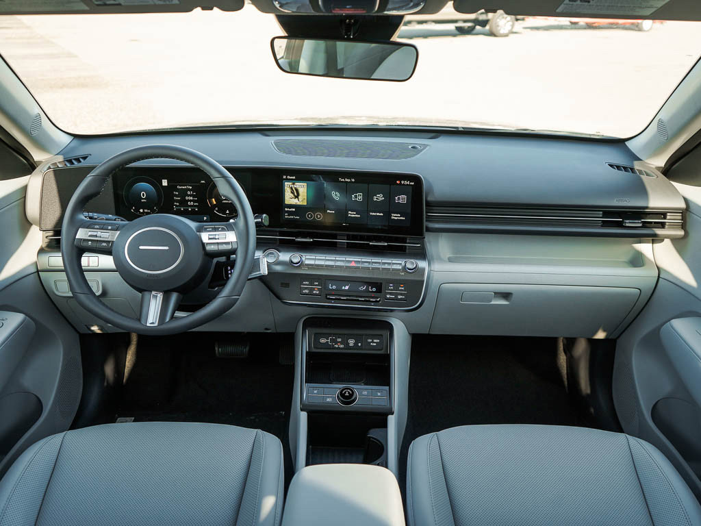 2026 Hyundai Kona SEL photo 10