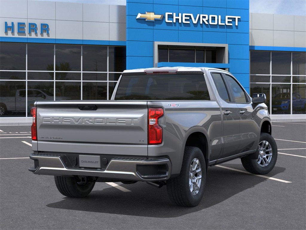 2026 Chevrolet Silverado 1500 LT photo 3