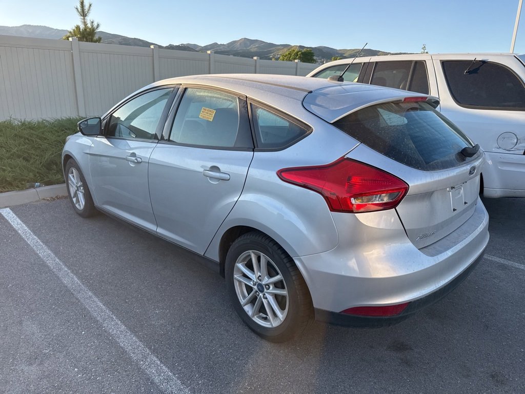 2017 Ford Focus SE photo 14