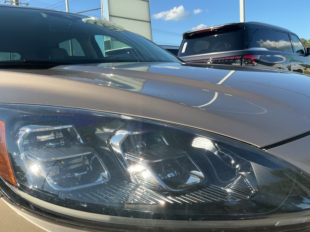 2021 Ford Escape Titanium photo 6