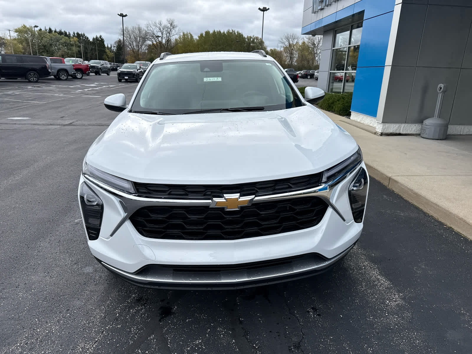 2026 Chevrolet Trax LT photo 2