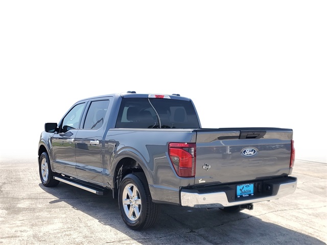 2025 Ford F-150 XLT photo 4
