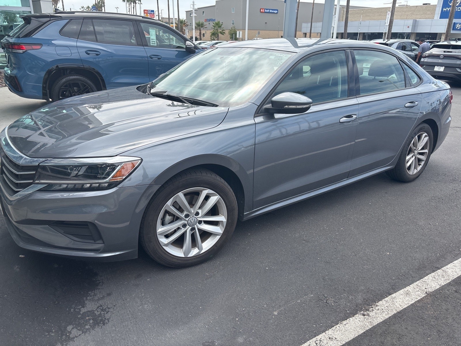 2021 Volkswagen Passat 2.0T S photo 3
