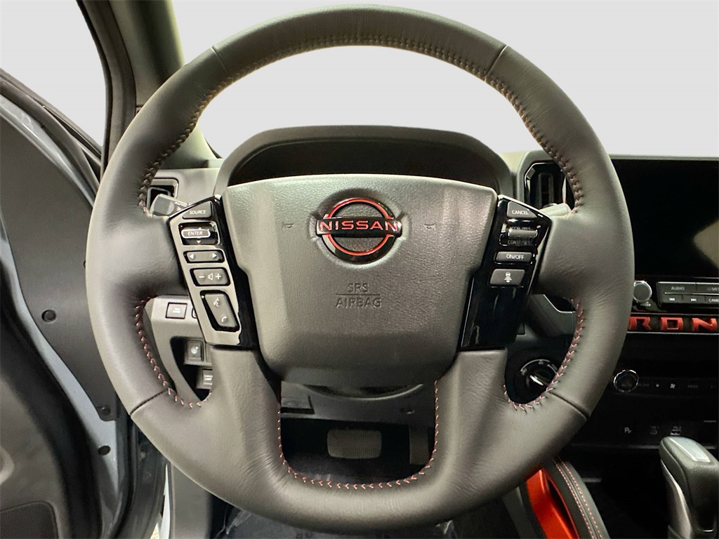 2025 Nissan Frontier PRO-4X photo 25