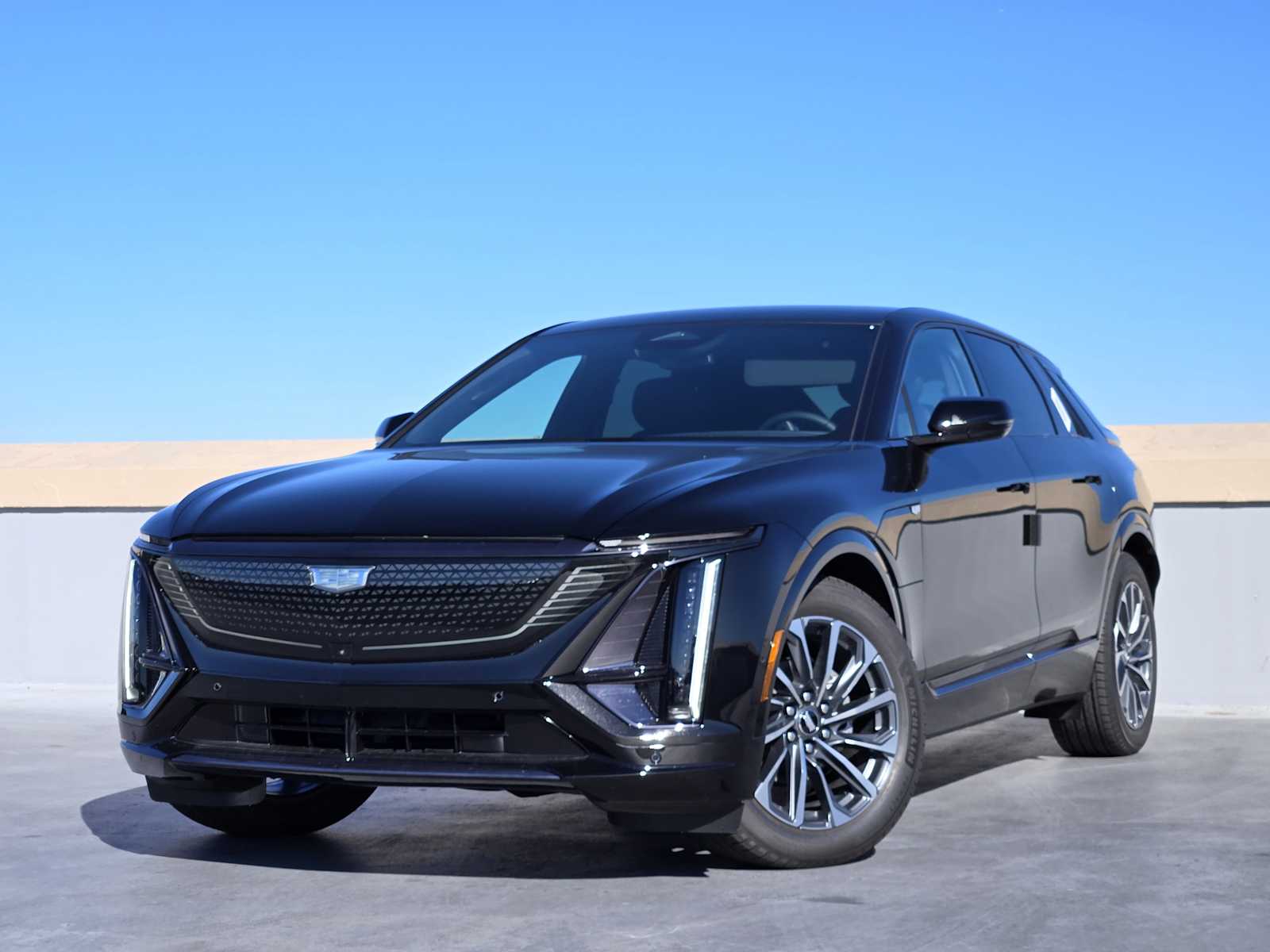 2026 Cadillac LYRIQ Sport's photo