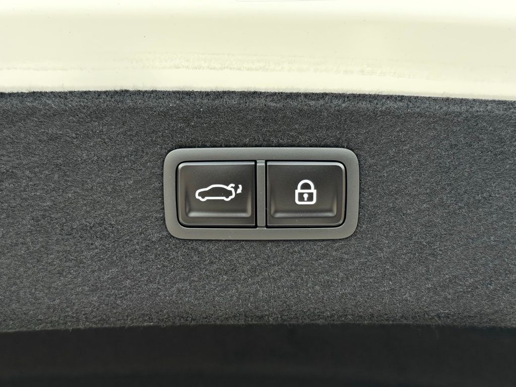 2026 Genesis G80 2.5T Sport Prestige photo 14