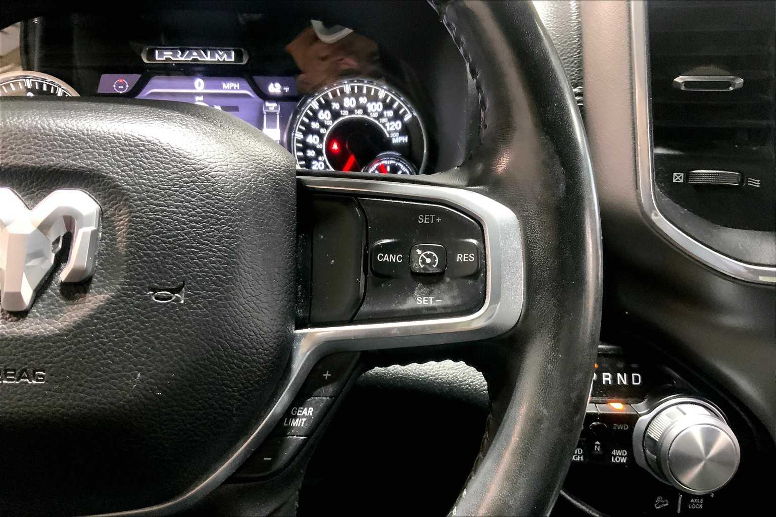 2022 Ram 1500 Laramie photo 18