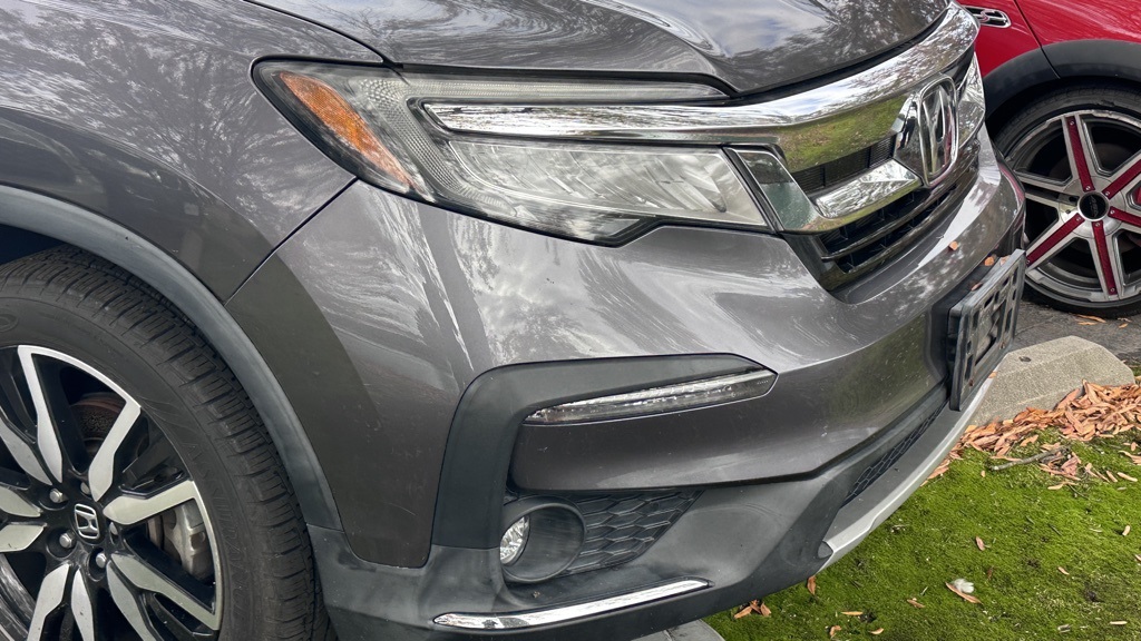 2019 Honda Pilot Touring photo 2