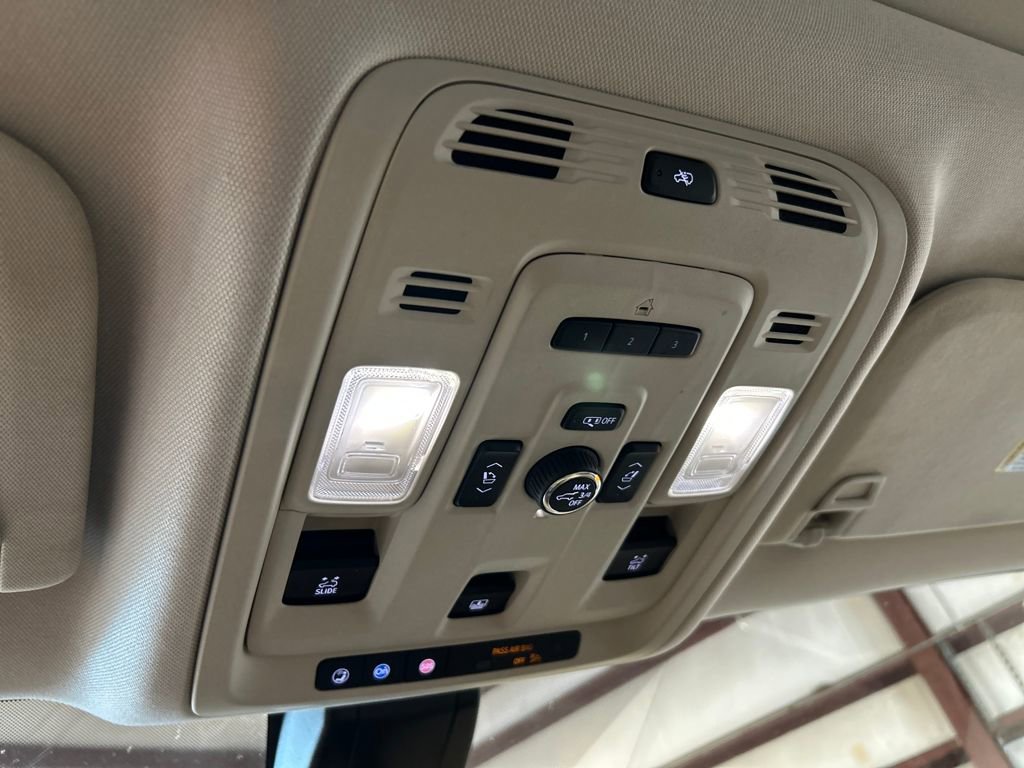 2021 Gmc Yukon Denali photo 18