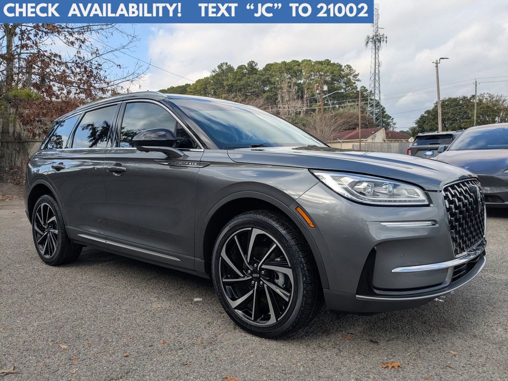 2023 Lincoln Corsair Reserve's photo