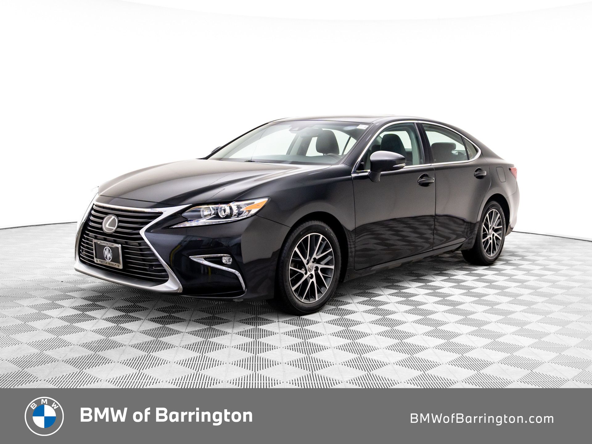2017 Lexus ES 350's photo