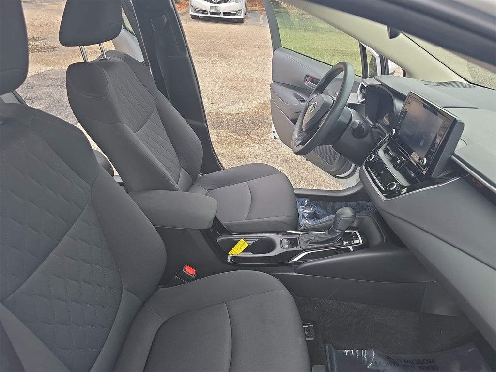 2022 Toyota Corolla Hybrid LE photo 10